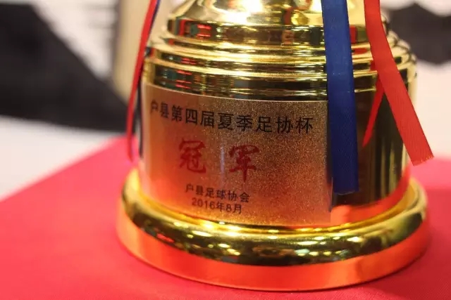 中国女子乒乓球队在亚锦赛中大获全胜，蒯曼初显领袖风范
